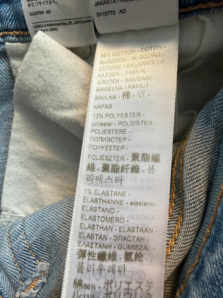Levi's High Waisted Mom Jeans Light Blue Womens • W25 L27 / UK6