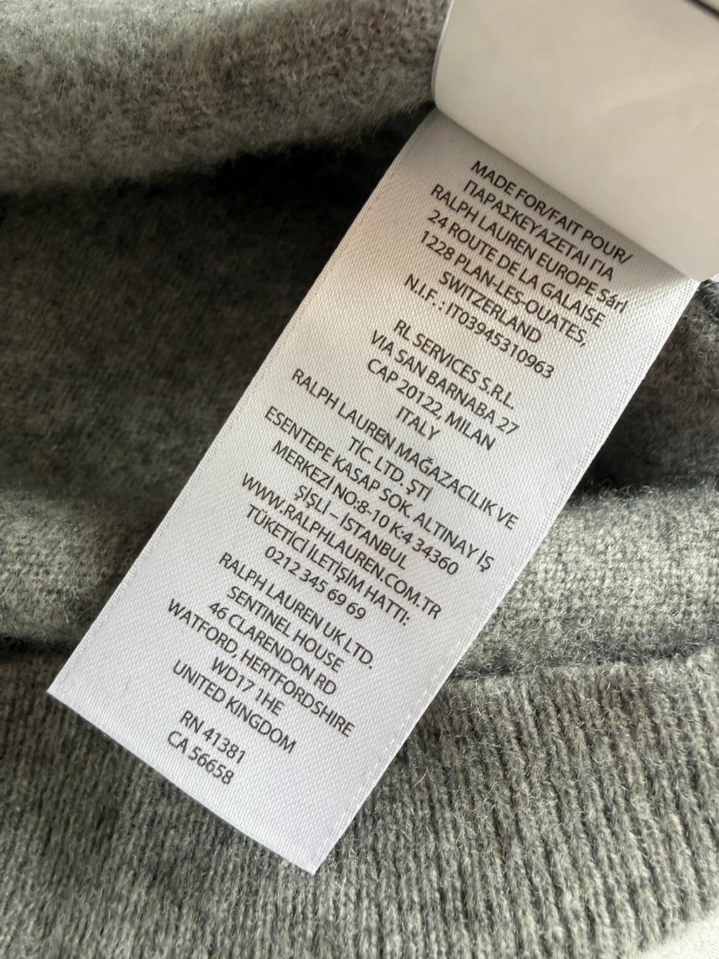 Polo Ralph Lauren grey wool jumper slim fit with embroidered pony logo and ribbed details.