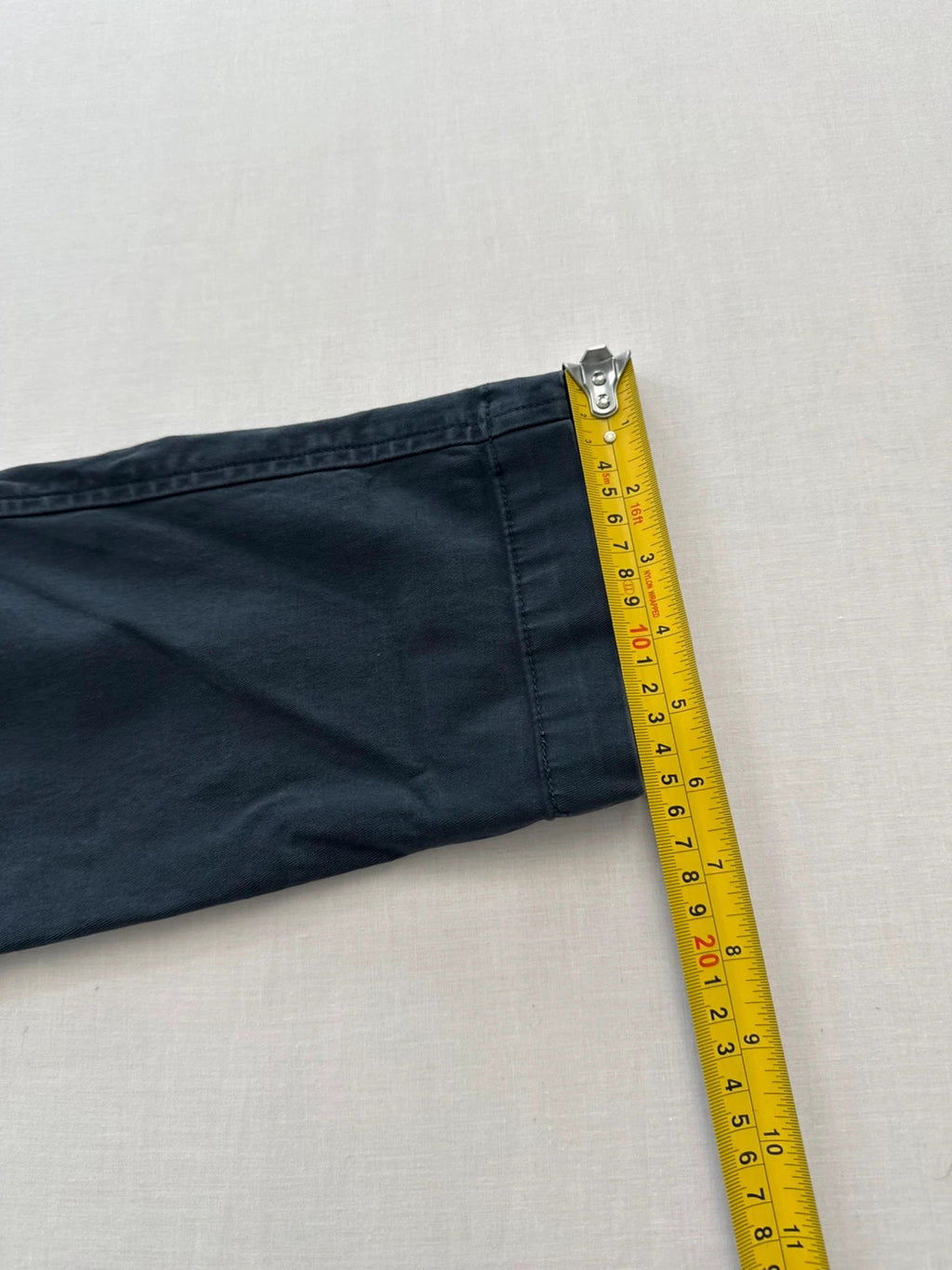 Levi's grey chino trousers slim tapered fit with red tab and slanted pockets.