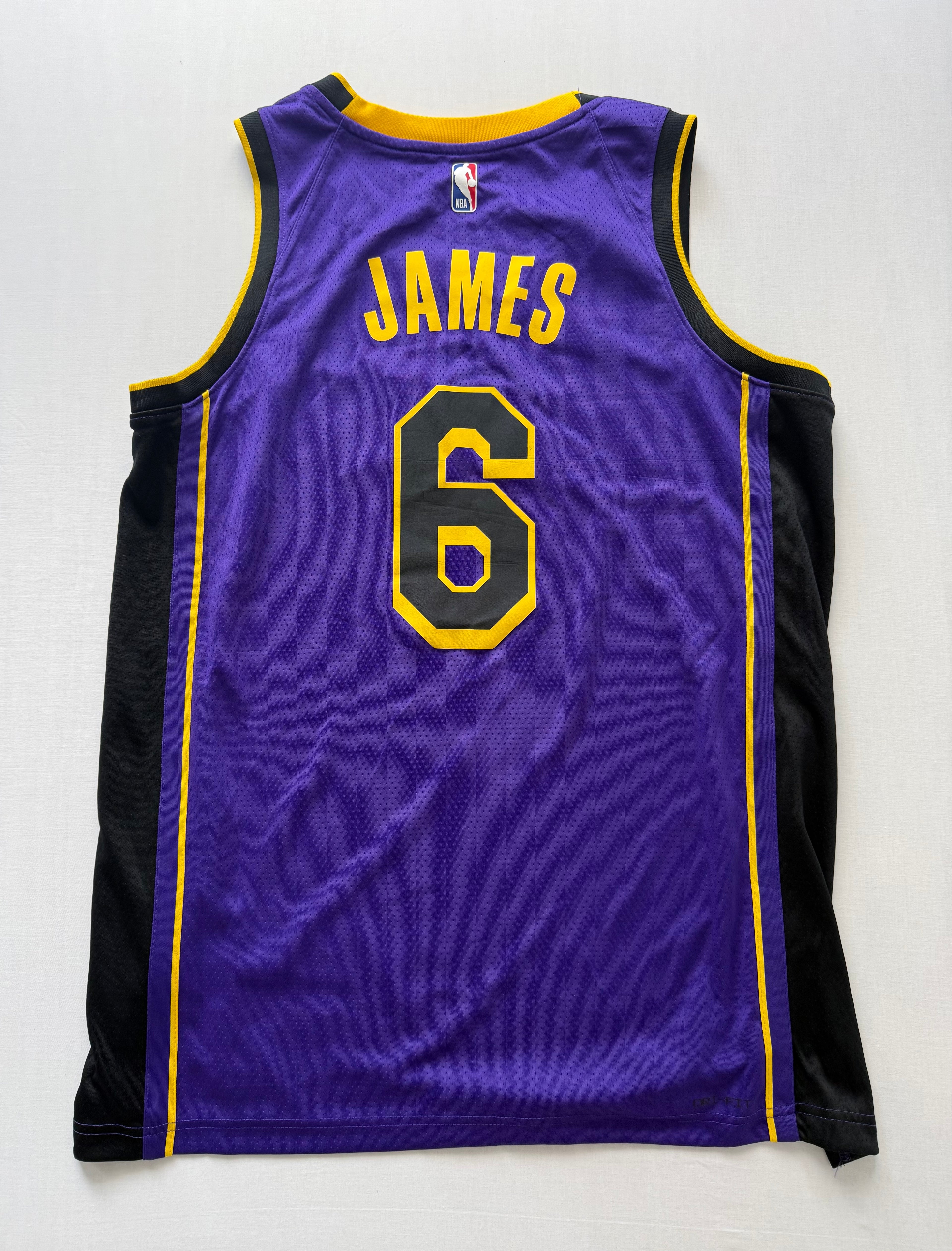 LeBron James Los Angeles Lakers Jersey – Nike Jordan Authentic Statement Edition Mens • Large/L